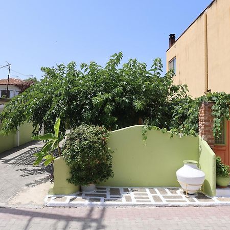 Madlen Apartments Nea Skioni Exterior photo