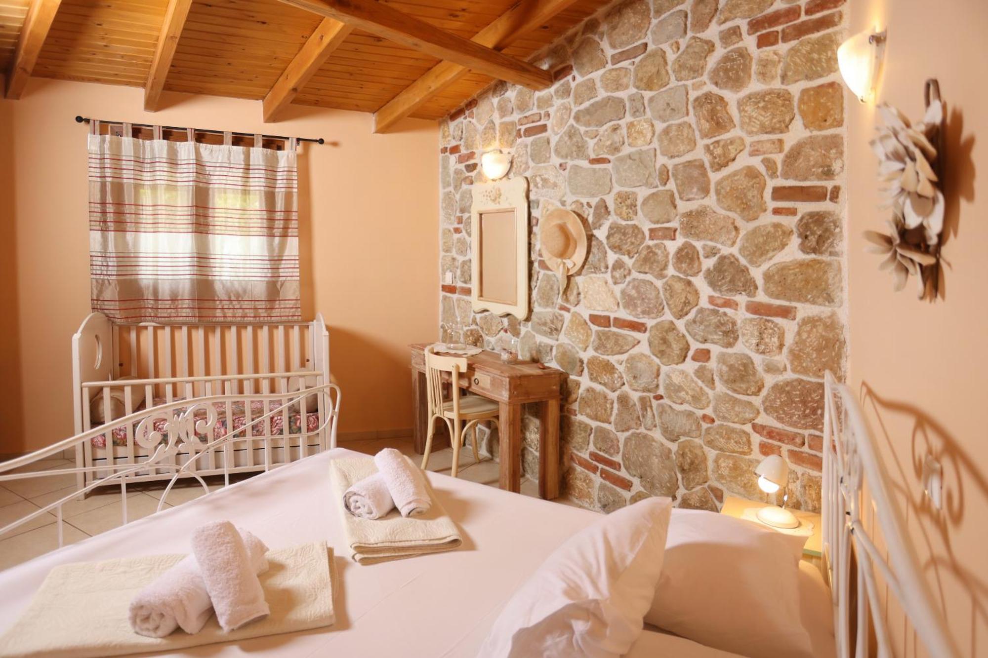 Madlen Apartments Nea Skioni Exterior photo